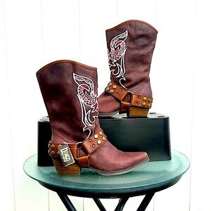 DINGO ‘City Limits’ Brown Harness Boots - Women’s 7